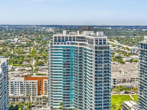 3301 NE 1st Avenue Miami FL 33137