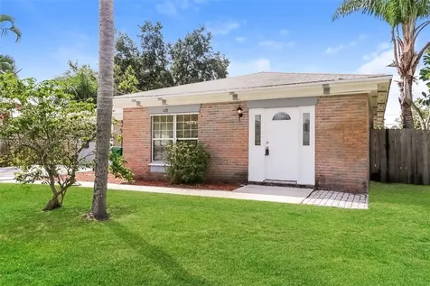 438 SE Streamlet Avenue Port St. Lucie FL 34983