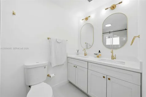 10860 SW 40th Terrace Miami FL 33165