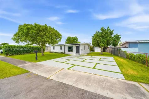 10860 SW 40th Terrace Miami FL 33165