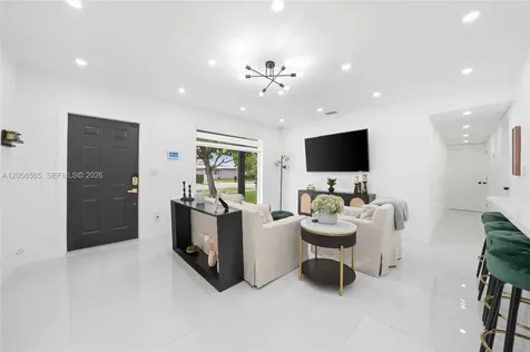 10860 SW 40th Terrace Miami FL 33165