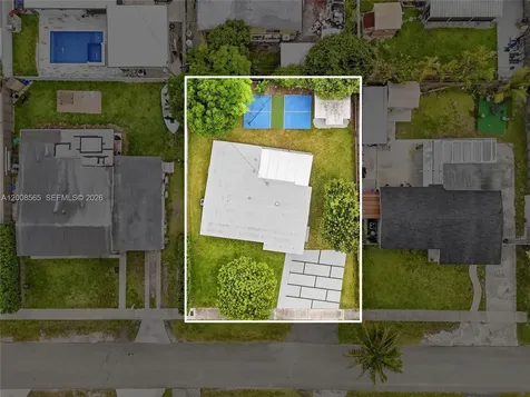 10860 SW 40th Terrace Miami FL 33165
