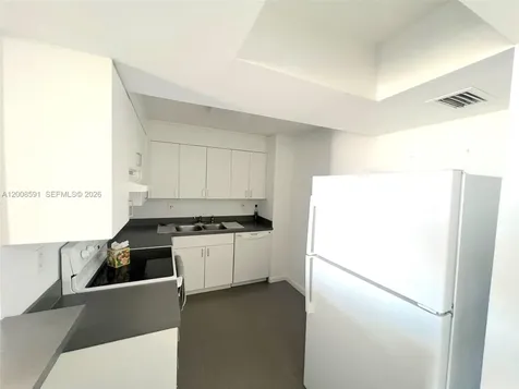 1800 Collins Avenue Miami Beach FL 33139
