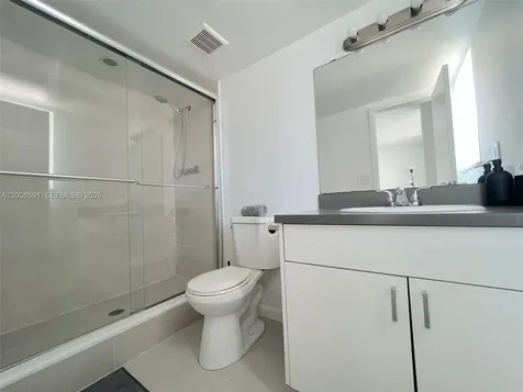 1800 Collins Avenue Miami Beach FL 33139