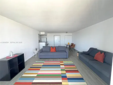 1800 Collins Avenue Miami Beach FL 33139