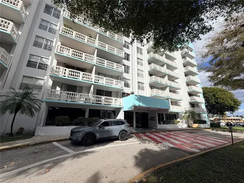 15600 NW 7th Avenue Miami FL 33169