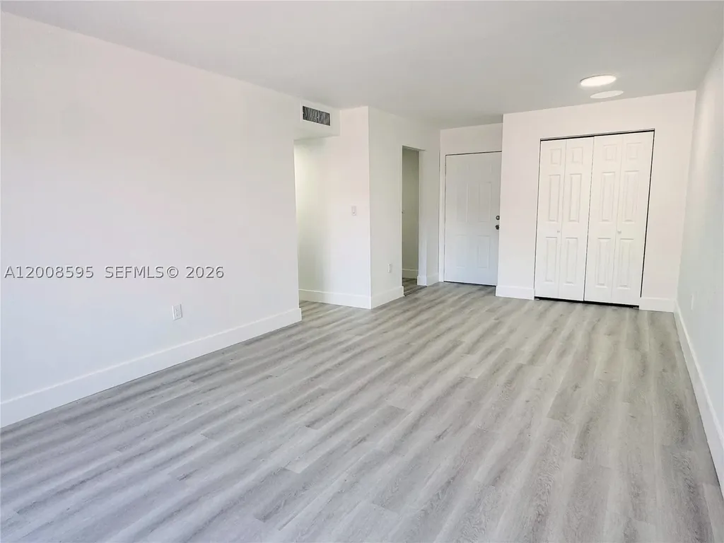 6095 W 18th Avenue Hialeah FL 33012