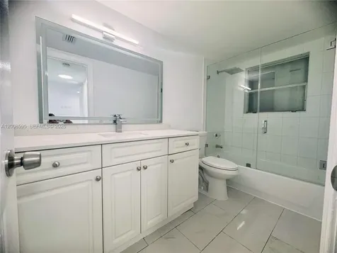 6095 W 18th Avenue Hialeah FL 33012