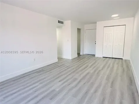6095 W 18th Avenue Hialeah FL 33012