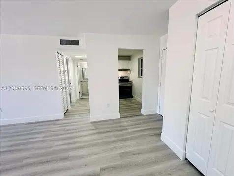 6095 W 18th Avenue Hialeah FL 33012
