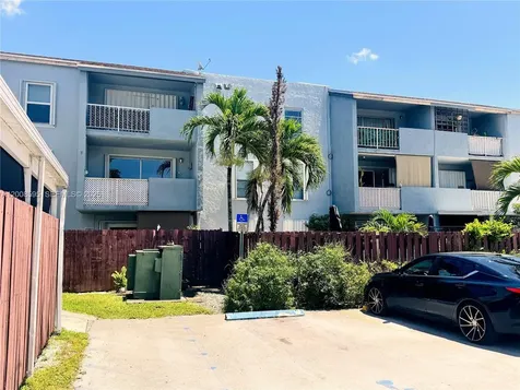 6095 W 18th Avenue Hialeah FL 33012
