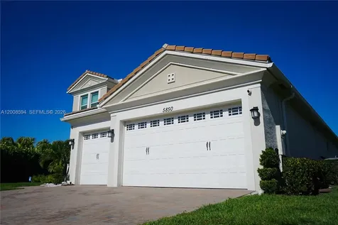 5850 Whippoorwill Circle Westlake FL 33470
