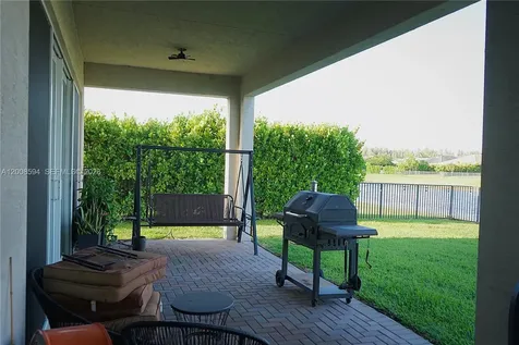 5850 Whippoorwill Circle Westlake FL 33470