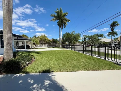 13431 SW 32nd Street Miami FL 33175