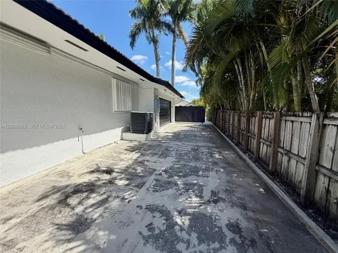 13431 SW 32nd Street Miami FL 33175