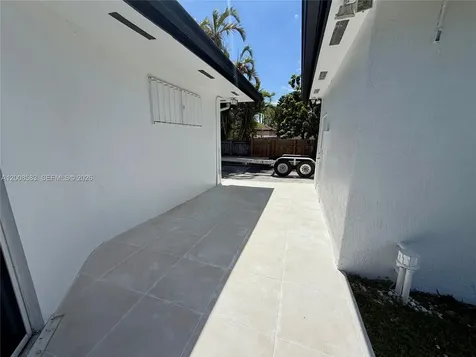 13431 SW 32nd Street Miami FL 33175