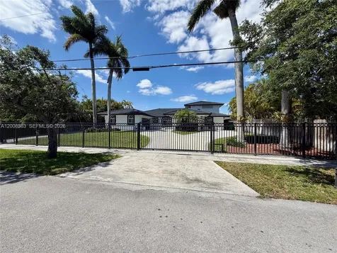 13431 SW 32nd Street Miami FL 33175