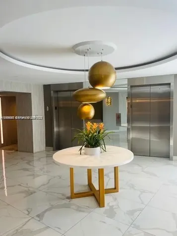10275 Collins Avenue Bal Harbour FL 33154