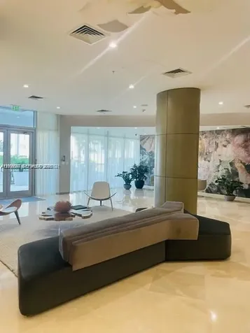10275 Collins Avenue Bal Harbour FL 33154