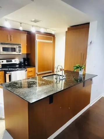 10275 Collins Avenue Bal Harbour FL 33154