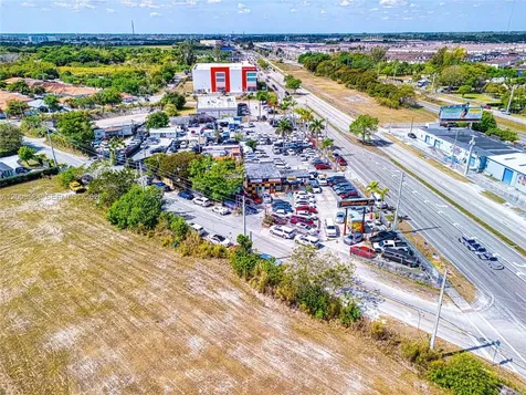 22825 S Dixie Highway Miami FL 33170