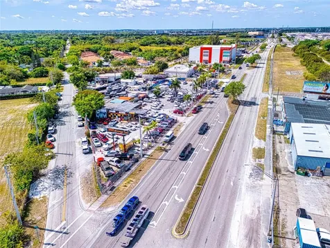 22825 S Dixie Highway Miami FL 33170
