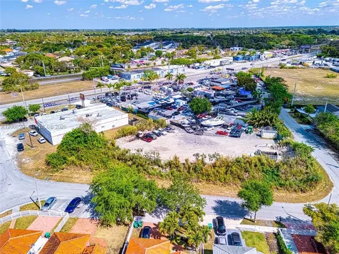 22825 S Dixie Highway Miami FL 33170