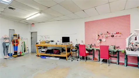 68 169 Street Hialeah FL 33015
