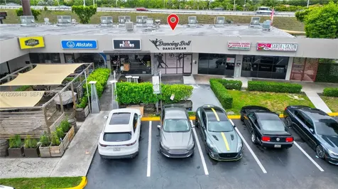 68 169 Street Hialeah FL 33015