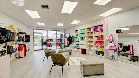 68 169 Street Hialeah FL 33015