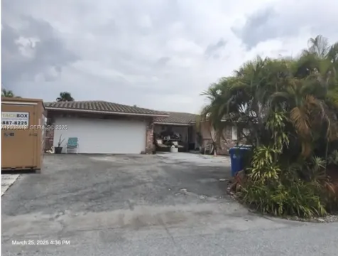 933 SE 10th Court Pompano Beach FL 33060