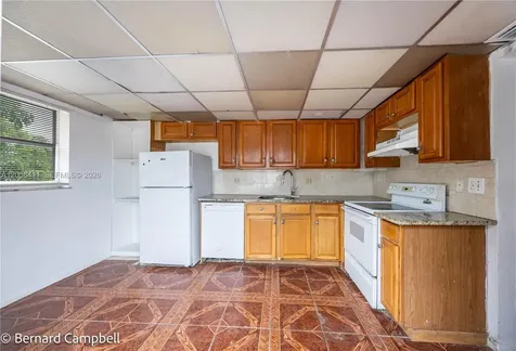 321 SW 1st Court Pompano Beach FL 33060