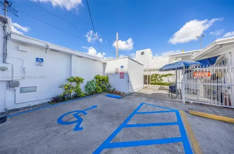 2597 SW 37th Avenue Miami FL 33133