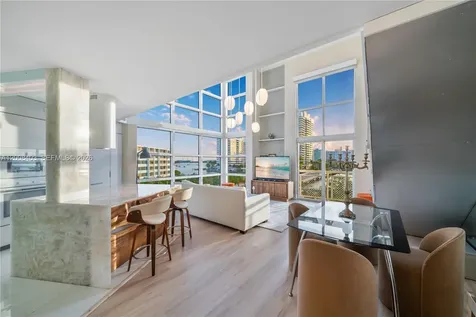 1701 Sunset Harbour Drive Miami Beach FL 33139