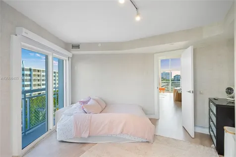 1701 Sunset Harbour Drive Miami Beach FL 33139
