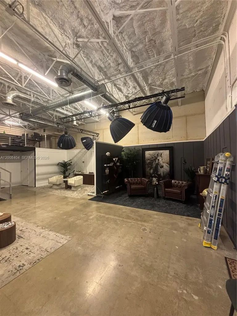 1050 E 17th Street Hialeah FL 33010