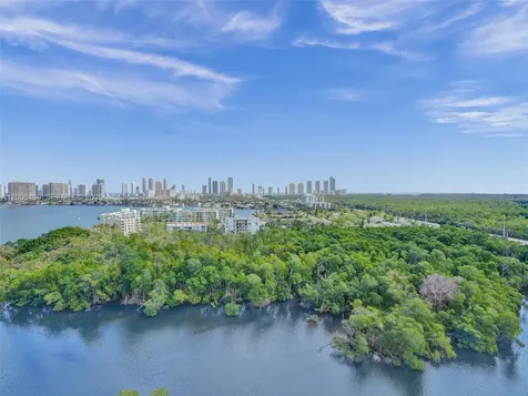 16385 Biscayne Boulevard North Miami Beach FL 33160
