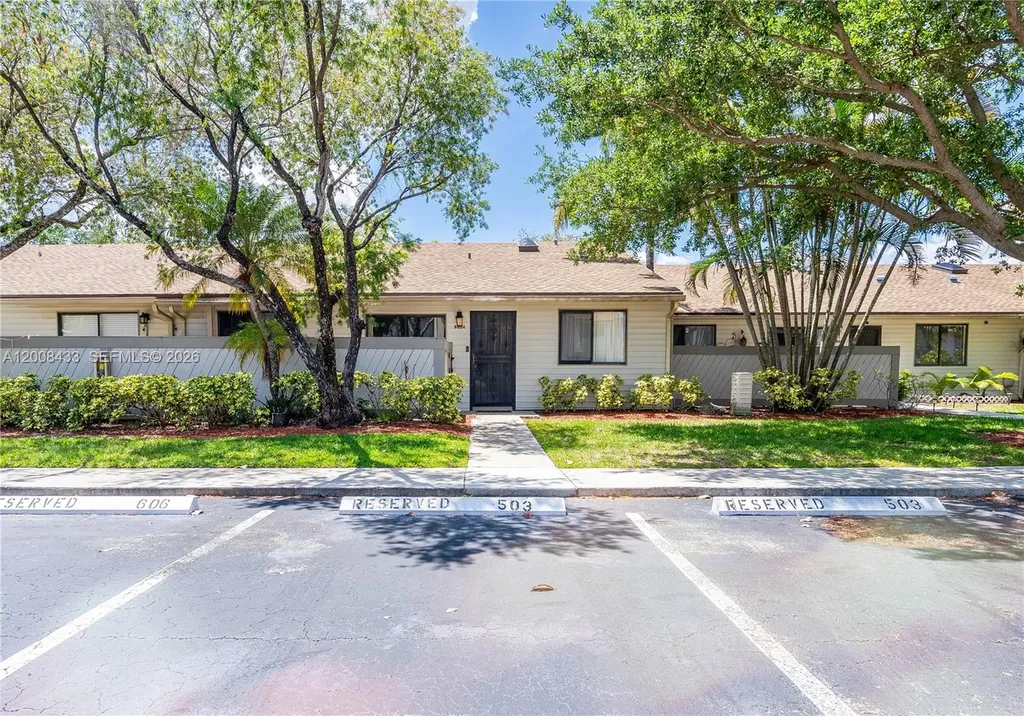 9804 NW 37th Street Sunrise FL 33351
