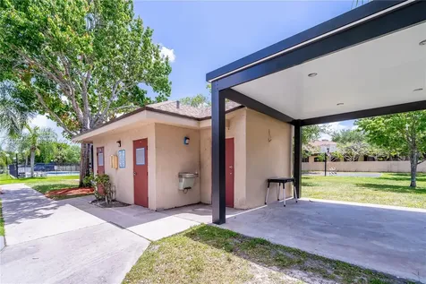 9804 NW 37th Street Sunrise FL 33351