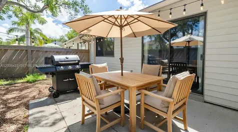 9804 NW 37th Street Sunrise FL 33351