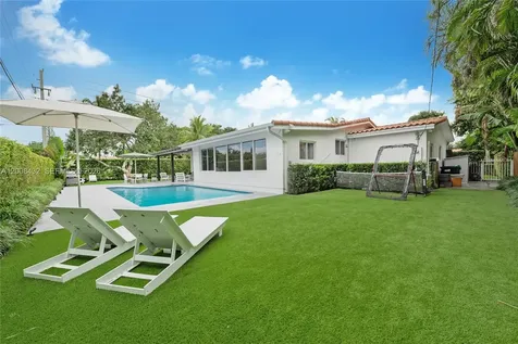 5715 SW 56th Terrace Miami FL 33143