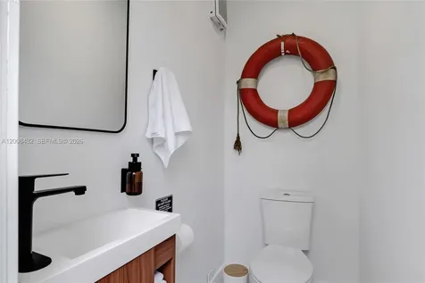 5715 SW 56th Terrace Miami FL 33143
