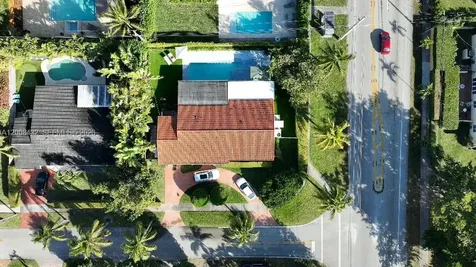 5715 SW 56th Terrace Miami FL 33143