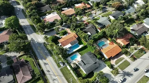 5715 SW 56th Terrace Miami FL 33143