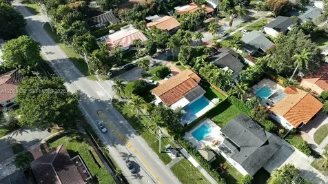 5715 SW 56th Terrace Miami FL 33143