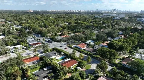 5715 SW 56th Terrace Miami FL 33143