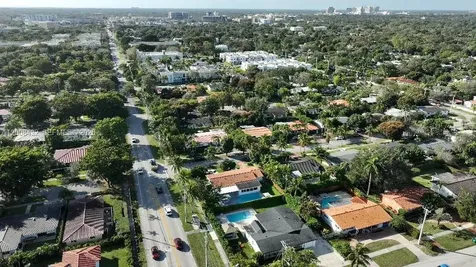 5715 SW 56th Terrace Miami FL 33143