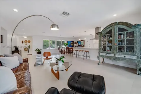 5715 SW 56th Terrace Miami FL 33143
