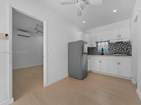 252 E 36th Street Hialeah FL 33013