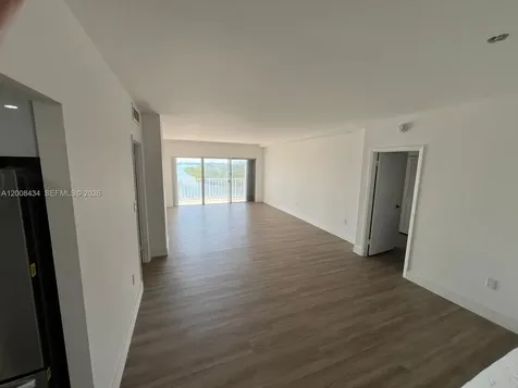 500 Bayview Drive Sunny Isles Beach FL 33160